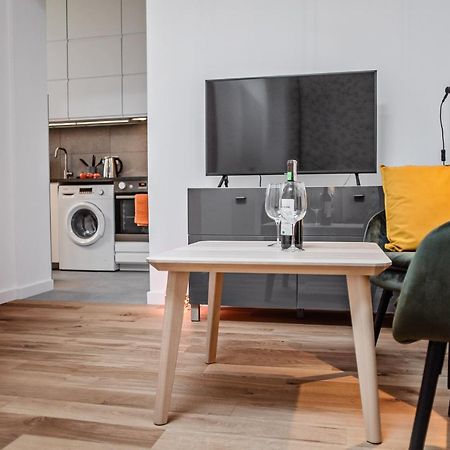 Best Inn Poznan Apartament Orzeszkowej Esterno foto