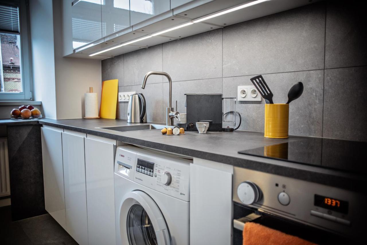 Best Inn Poznan Apartament Orzeszkowej Esterno foto